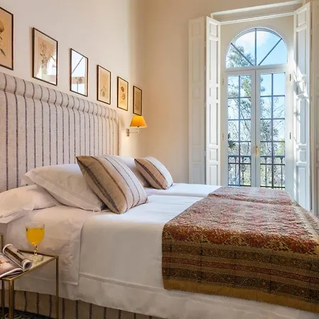 Alfonso, Restored Palace House With Gardens And Monuments Views 빌라
