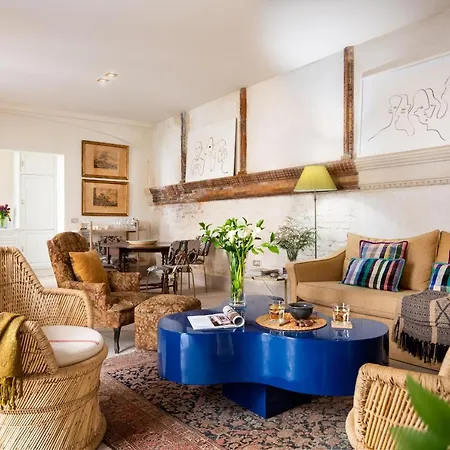 Alfonso, Restored Palace House With Gardens And Monuments Views