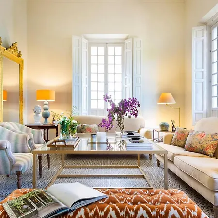 Willa Alfonso, Restored Palace House With Gardens And Monuments Views *