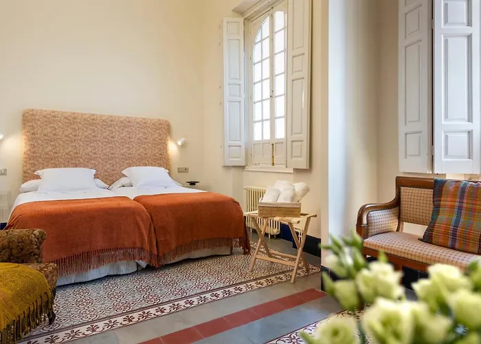 Alfonso, Restored Palace House With Gardens And Monuments Views فيلة *